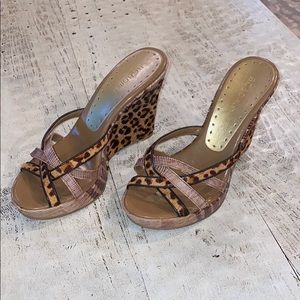 Leopard calf hair wedges